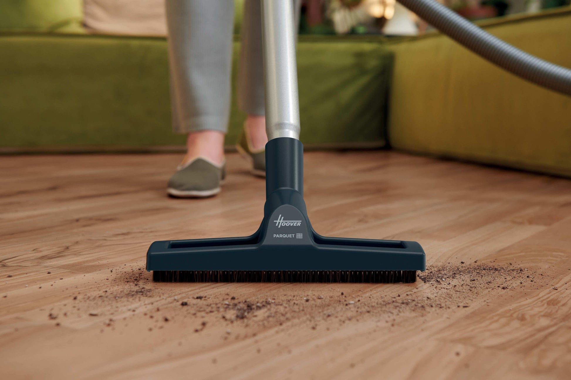 Hoover Breeze , Aspirapolvere a traino, 2L, 700W, Senza sacchetto